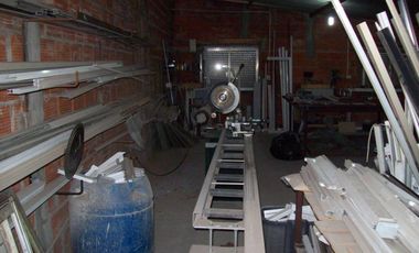 GALPON 240 M2 y DEPTO 2 AMB