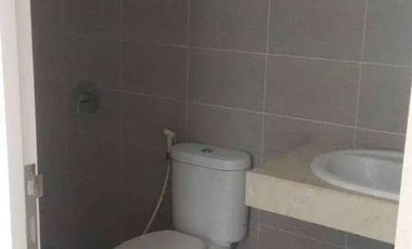 TERMURAH Disewakan Rumah Minimalis Royal Residence Greenwich Siap Huni