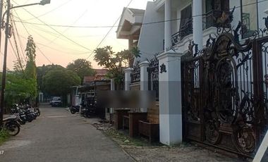 Jual rumah butuh uang  ikip durensawit pondokbambu jaktim