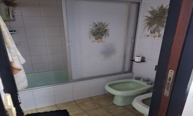 CASA 5 AMBIENTES PILETA QUINCHO COCHERAS !!!