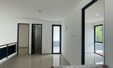 Dijual Rumah Baru Ada Swimmingpool Di Mertilang Sektor 9 Bintaro Jaya