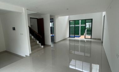 Dijual Rumah Baru Ada Swimmingpool Di Mertilang Sektor 9 Bintaro Jaya