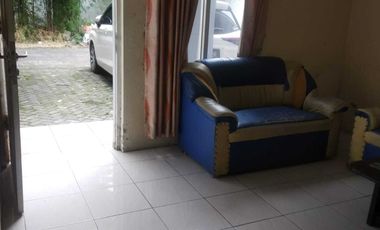 Rumah 2 lantai disewakan, Full furnished di tengah kota Yogya, L