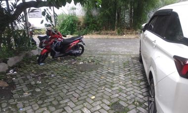 Rumah 2 lantai disewakan, Full furnished di tengah kota Yogya, L