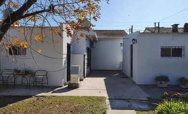 Hermoso Chalet en Barrio Los Alamos