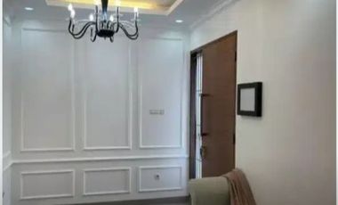 Dijual rumah dengan Fasilitas kolam renang Jatiwaringin Bekasi