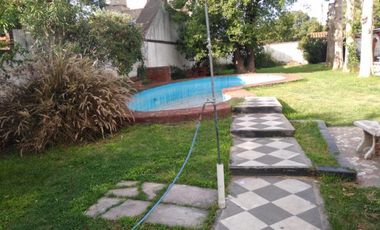 Casa Quinta en venta en Gonzàlez Catàn