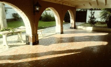 Casa Quinta en venta en Gonzàlez Catàn