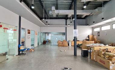 GEDUNG BANGUNAN KOMERSIAL PRIME AREA DI KEBAYORAN LAMA