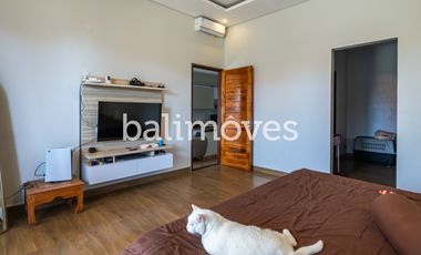 Rumah Satu Kamar Tidur Dengan Halaman Yang Luas Di Sanur