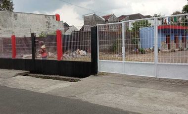 JUAL CEPAT Kost Putra di Sleman Ring Road Utara dekat Tol Yogya Solo