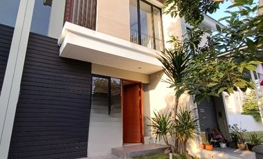 Rumah Sewa North West Lake Citraland