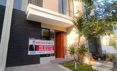 Rumah Sewa North West Lake Citraland