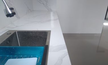 A022 - Hunian Tingkat Limasan Cantik Timur Sambilegi