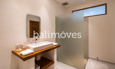 Villa Bagus 4 Kamar Tidur Diatas Tanah 400m2 Di Tepi Pantai Sanur