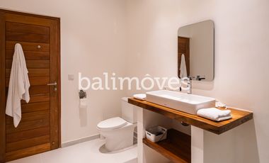 Villa Bagus 4 Kamar Tidur Diatas Tanah 400m2 Di Tepi Pantai Sanur