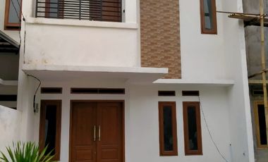 Rumah  Ciputat strategis siap Huni