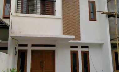 Rumah  Ciputat strategis siap Huni