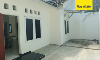 RUMAH MURAH TAMAN PONDOK JATI DEKAT JALAN UTAMA