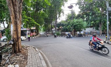 Disewakan / Dikontrakkan Rumah Tanah Luas Jl Untung Suropati Sidoarjo