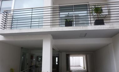 ALQUILER DEP.2 AMBIENTES C/COCHERA EN MORON