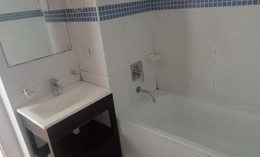 ALQUILER DEP.2 AMBIENTES C/COCHERA EN MORON