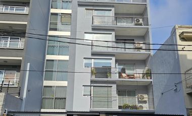 ALQUILER DEP.2 AMBIENTES C/COCHERA EN MORON