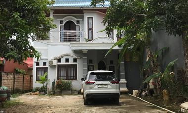 DI Jual/ Di Sewakan Rumah 2 Lantai Di kawasan eksklusif kota kendari