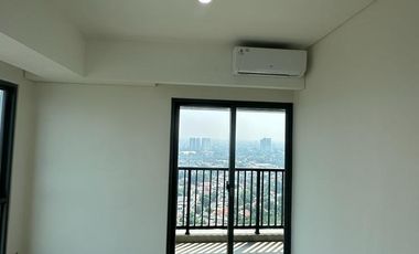 DIJUAL MURAH 2 BEDROOM APARTEMEN EMBARCADERO BINTARO