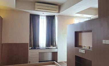 DIJUAL CEPAT APARTEMENT ASTON DI JALAN JENDRAL SUDIRMAN – HM