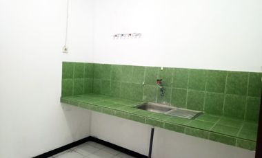 Rumah di Kutisari Indah Utara