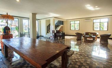 DIJUAL BANGUNAN GUEST HOUSE 3 LANTAI LOKASI : TUBAN, KUTA ??? BADUNG