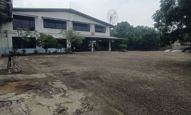 Dijual Cepat Gudang Ijin Pabrik Luas tanah 9000m2 SHM di  Jl.Pembangunan 1 Tangerang Banten