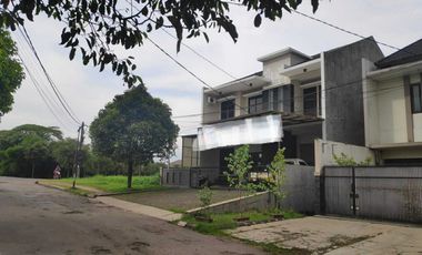 Dijual rumah murah di batununggal
