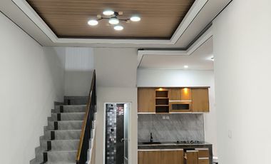 Hunian 20 meter ke Jalan Slamet Riyadi