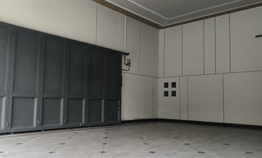 Hunian 20 meter ke Jalan Slamet Riyadi