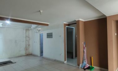 Disewakan Rumah 2 Lantai Gading Grande Kelapa Gading Bebas Banjir