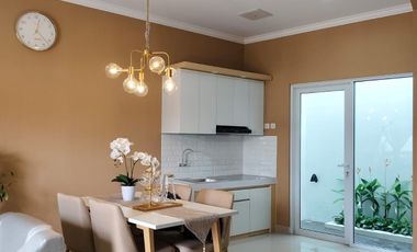 Rumah Mewah Elegant CAMPAKA WARNA 2 menit Lapangan ARCICI