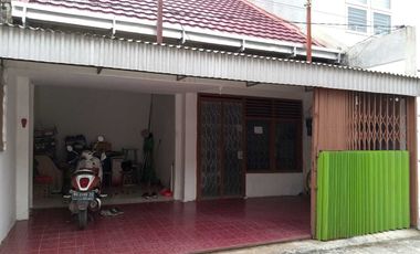 RUMAH MINIMALIS DEKAT MDP DEMPO