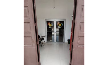 EDIFICIO EN VENTA PARA OFICINAS EN 5 DE MAYO CENTRO, EDA