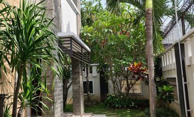 Rumah Mewah MURAH Tepi Jalan Ramai Dekat Tol Klodran