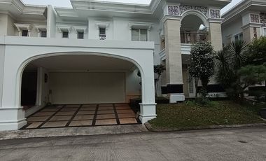 Disewakan Rumah Cluster Emerald Mansion Lippo Cikarang