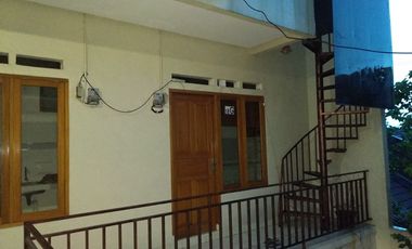 Rumah Kontrakan/ Kost2an 3 petak, cocok untuk keluarga kecil.di Daerah Bekasi