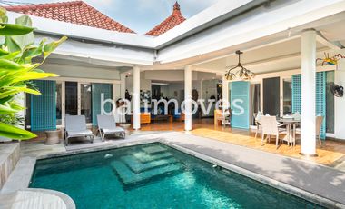 Sewa Jangka Panjang Villa Cantik 2KT Di Tepi Pantai Sanur