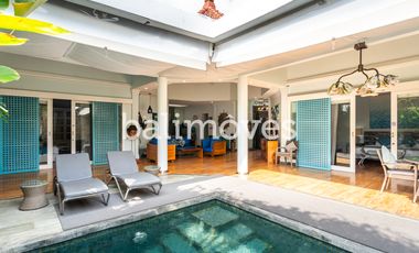 Sewa Jangka Panjang Villa Cantik 2KT Di Tepi Pantai Sanur