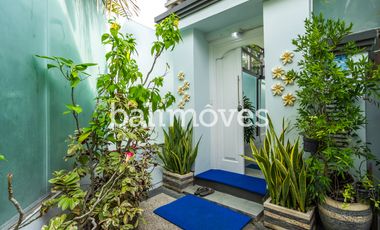 Sewa Jangka Panjang Villa Cantik 2KT Di Tepi Pantai Sanur