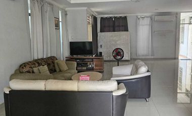 Disewakan Rumah Cluster Beverly Lippo Cikarang