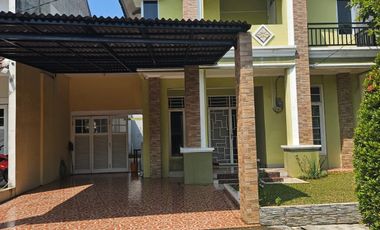 Disewakan Rumah Cluster Beverly Lippo Cikarang