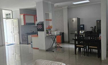 Disewakan Rumah Cluster Beverly Lippo Cikarang