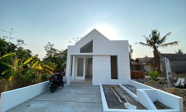 Dijual Rumah Murah Hanya 200 Jutaan Utara Candi Prambanan Jogja: SHM